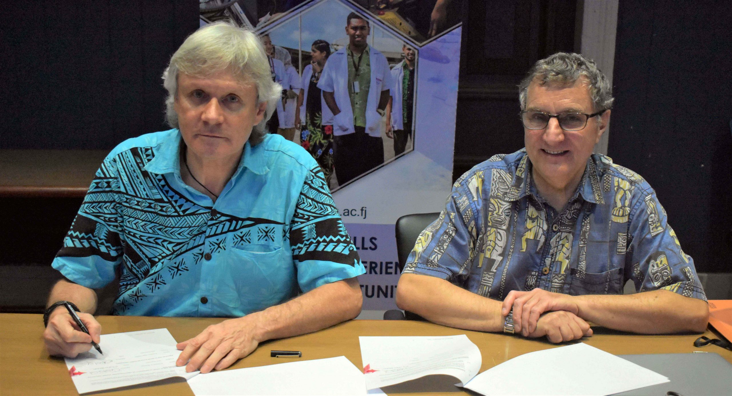 FNU Vice-Chancellor Prof Nigel Healey and University of Hertfordshire Pro VC Research Prof John Senior during the MOU signing