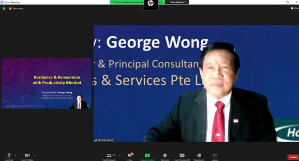 Managing Director Hoclink Singapore. Mr George Wong talking to the participants and the guests at the Team Excellence Competition.