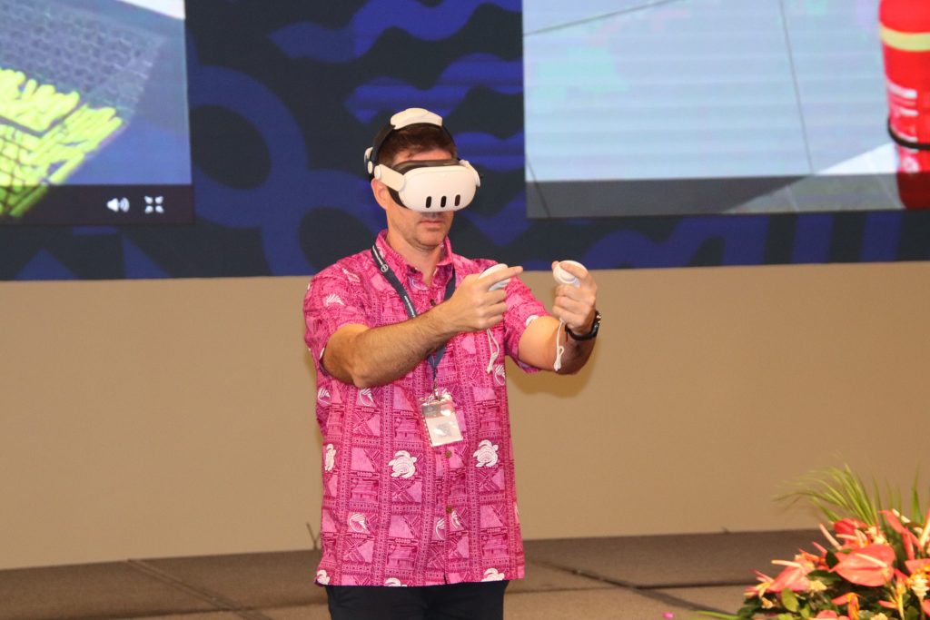 ACHIEVR's Nigel Davidson demonstrates how VR can be used to enhance OHS practicals