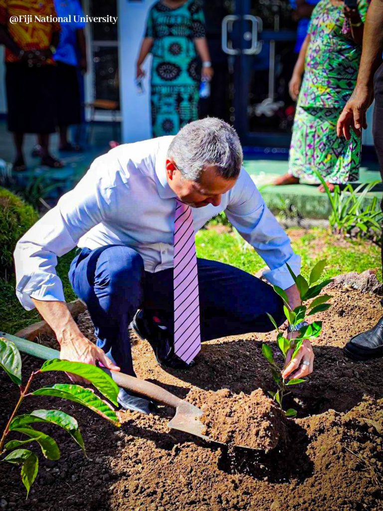 Arsenio Dominguez, Secretary General of the IMO plants a tree to commemorate his visit to FNU's PCMS